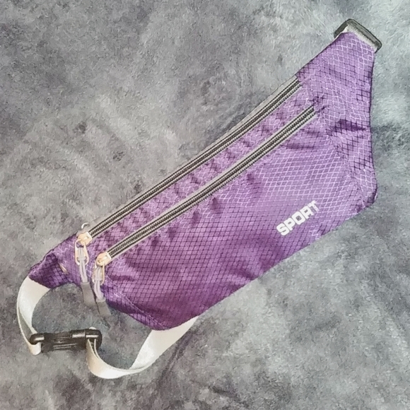 Fannie Pack - Picture 1 of 4